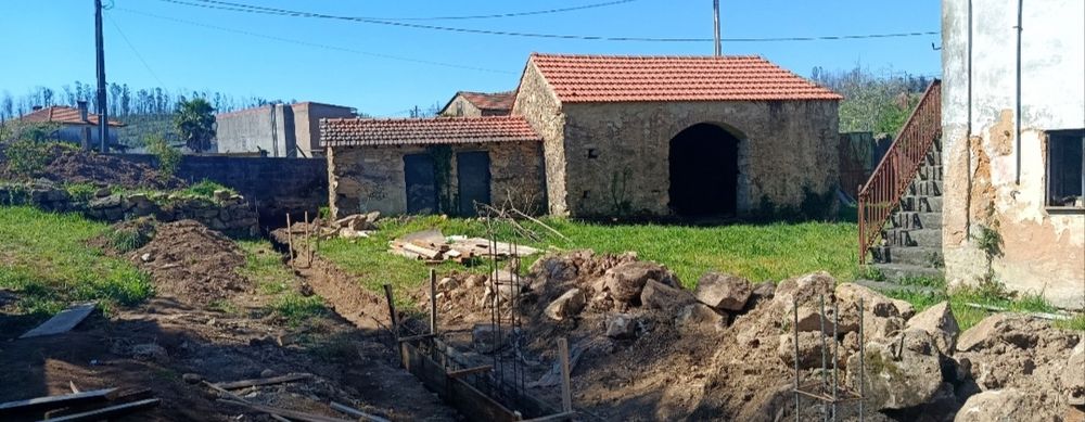 Vendo Casa de Pedra