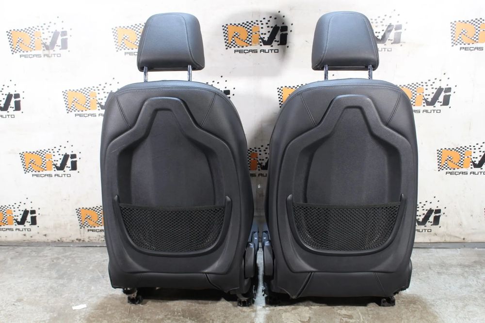 Conjunto de bancos BMW 1 (F40)