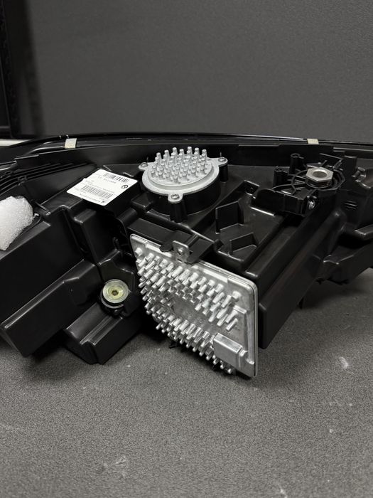 Комплект фар BMW 3 Series G20 / G21 Adaptive LED