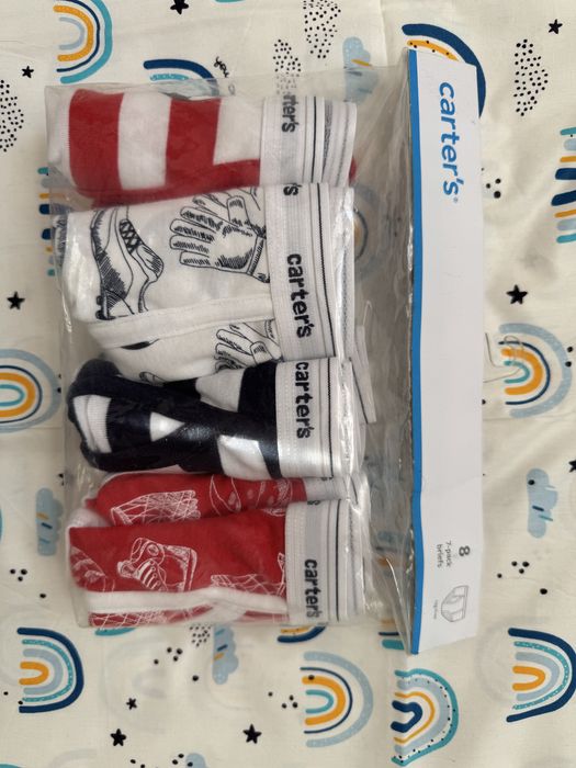 Труси Carters 8 років