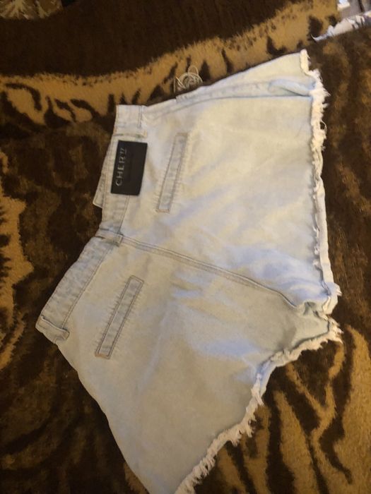 Cher17 шорты джинсовые