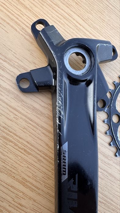 Pedaleira sram rival 46/33