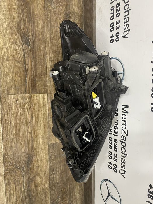 Mercedes w 447 vito v клас рестайліг фара права MULTIBEAM led