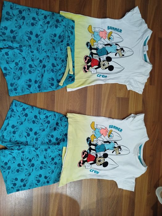 Костюмчики для двійні