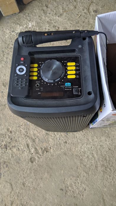 Портативна Bluetooth колонка RIF REFCO ® 2122A-8, потужність 200 Вт, д