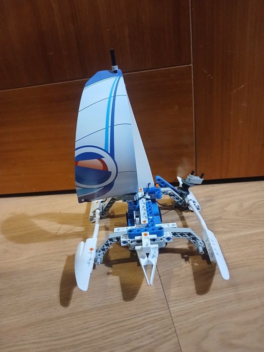 Lego catamarã + moto de água