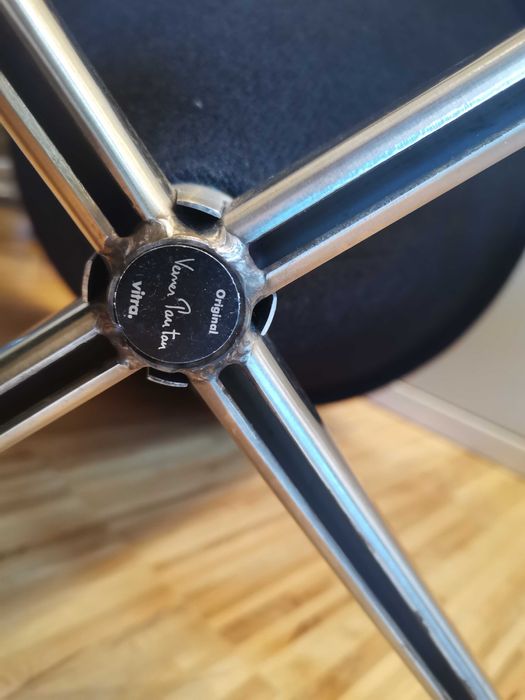 Krzesło Vitra Cone /Nowy 11 000zł