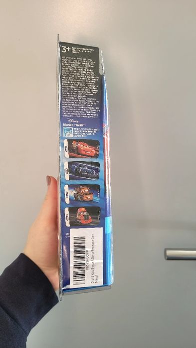 Escova elétrica Oral-b cars