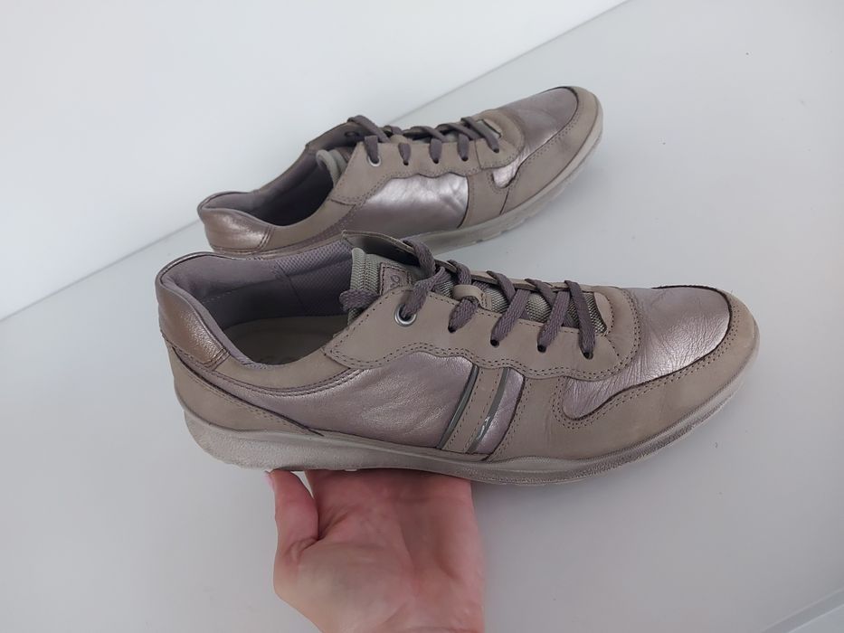 Buty damskie sneakersy Ecco w rozmiarze 41