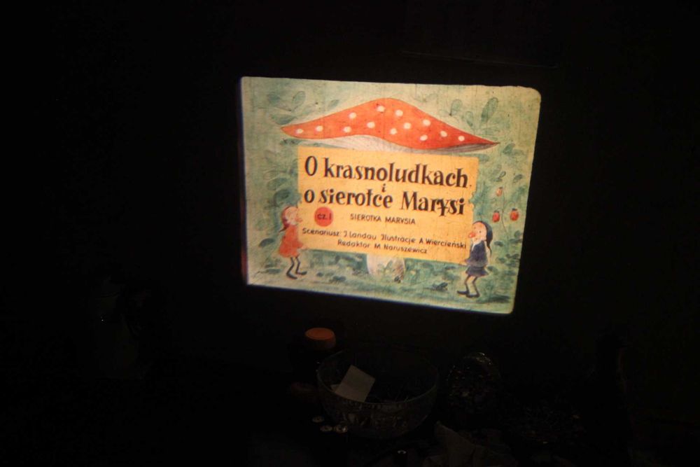 Rzutnik , projektor do bajek  " Ogonek "   PRL