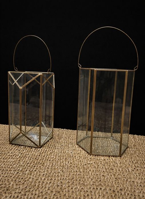 Peças dwcorativas em vidro e latão