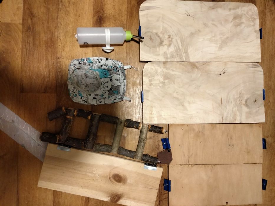 Продам лесенка, деревянные полочки  для шиншиллы. Для грызунов