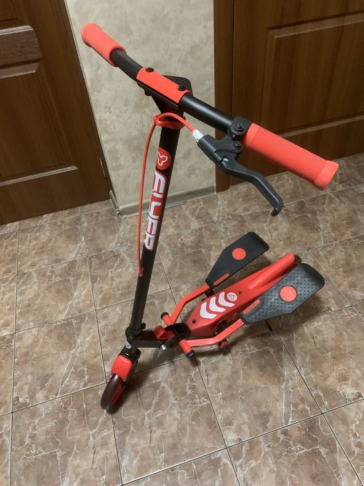 Самокат YVolution Flyer