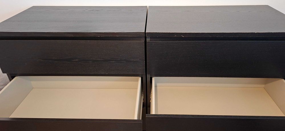 2 Cómodas Carvalho 4 gavetas MALM 70€ (total)