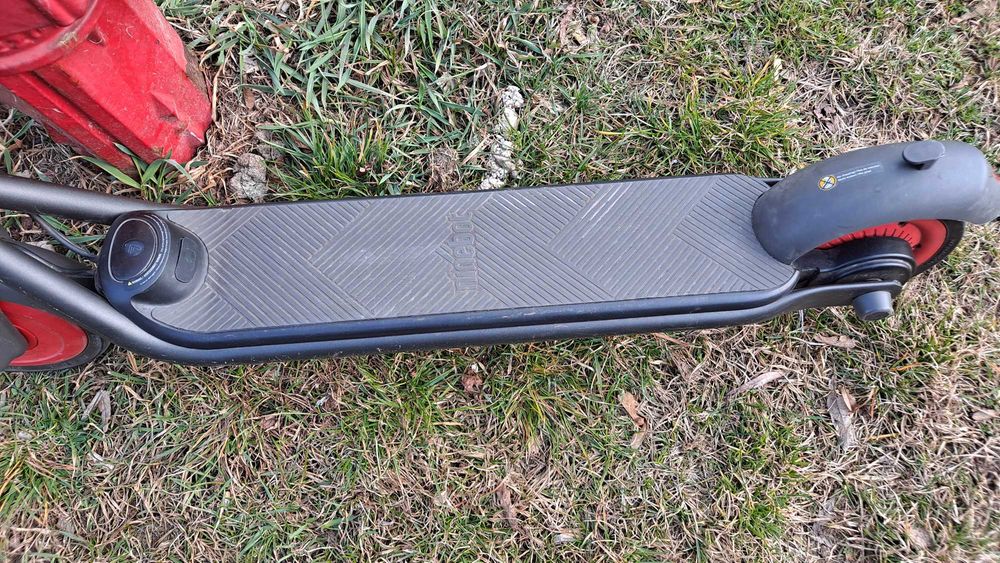hulajnoga elektryczna Segway Ninebot Zing C20