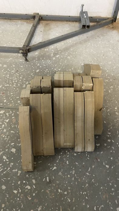 Підставки для зразків дверей в магазин