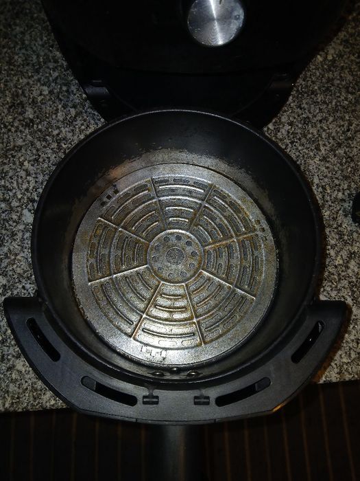 Air fryer em boas condições