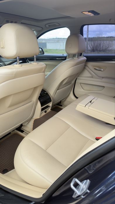 BMW 528i X-Drive 2014 рік