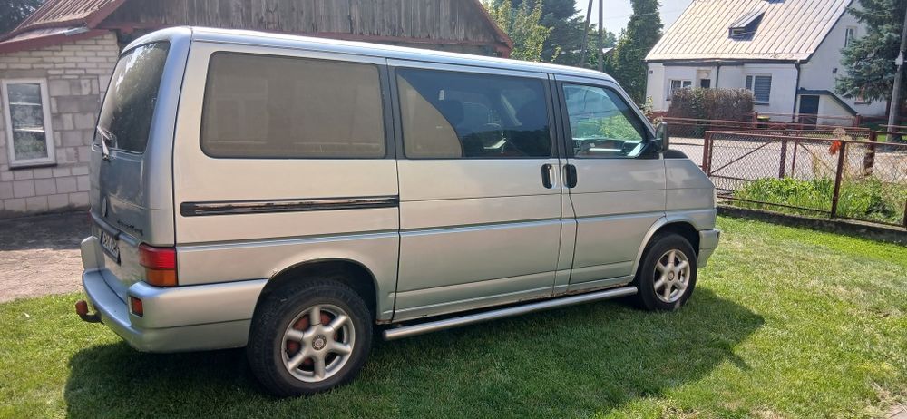 Volkswagen Caravelle 2.4D