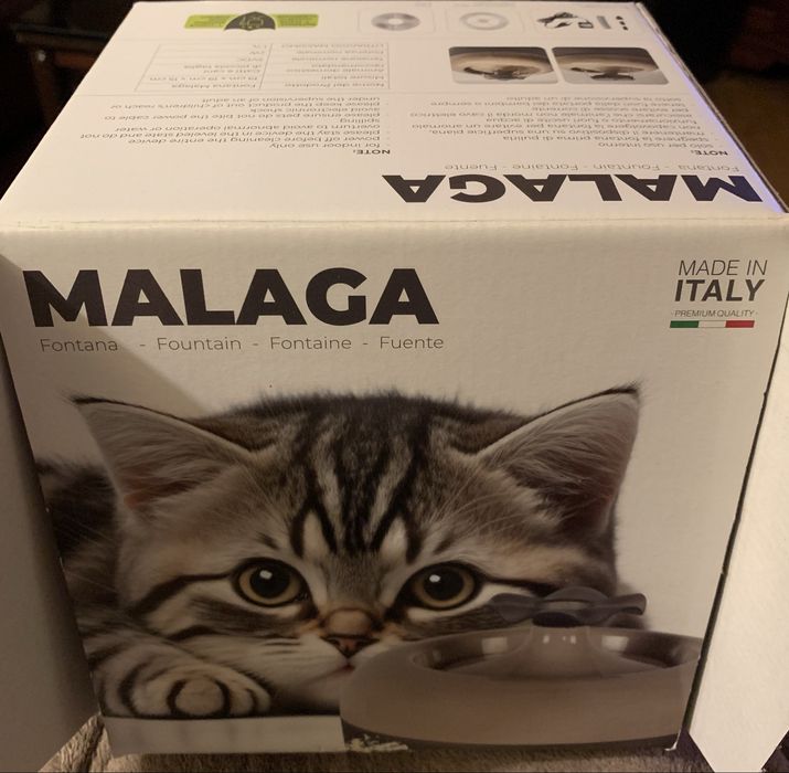 Fonte de água para gatos