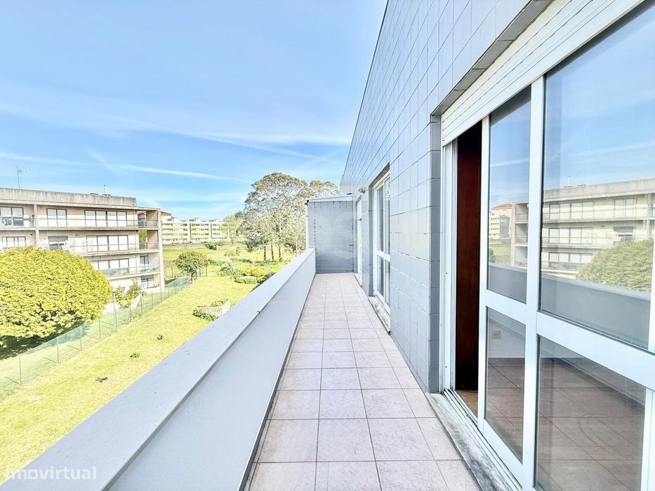 T3 com 154m² | 3 Varandas | Garagem Fechada | A 2 Passos do Metro e do