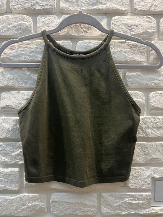 Top z dekoltem halter z Terranovy