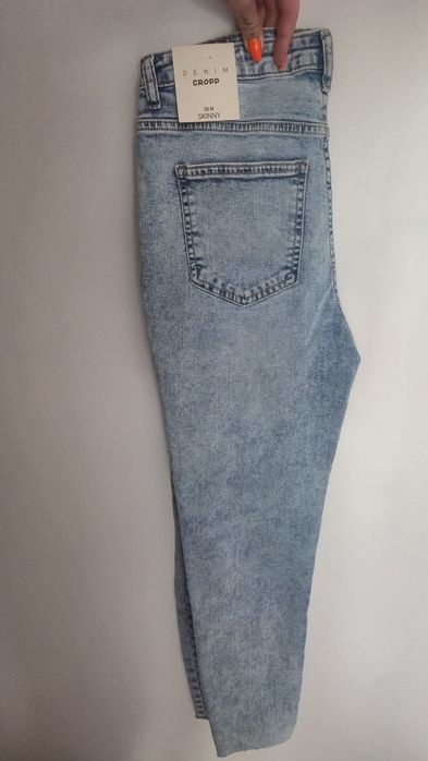 Spodnie jeans cropp M