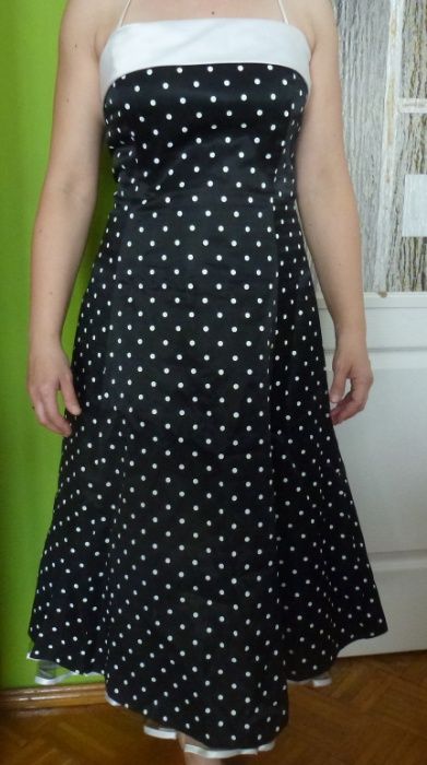 Sukienka elegancka w grochy M