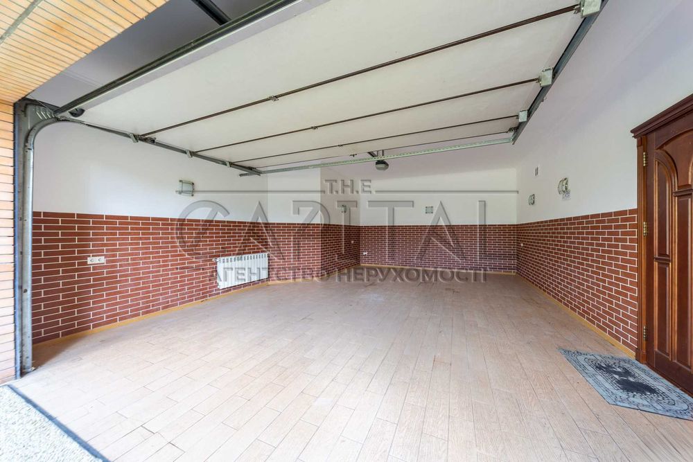 Продаж будинку, Золоче, 490м2, 25с, басейн, вихід на воду