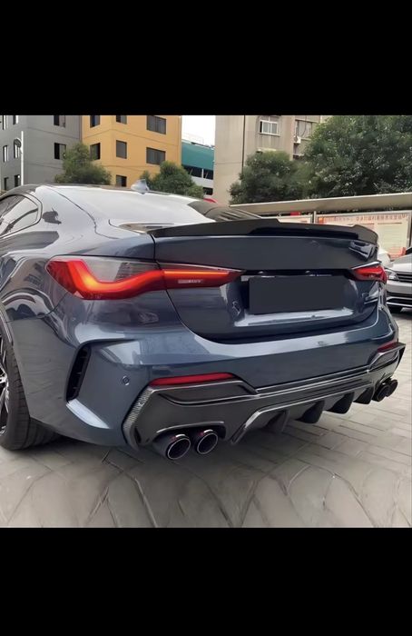 Spoiler traseiro para BMW G24 e G26 Grand Coupe Preto Brilhante