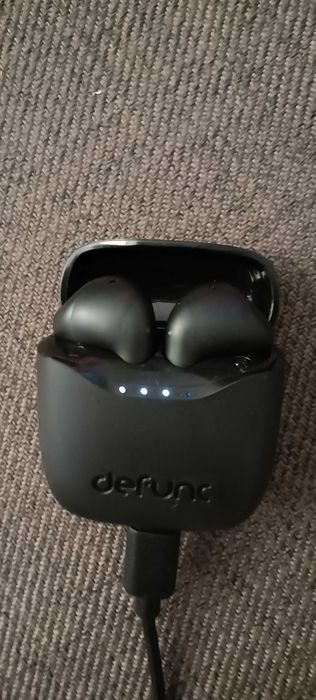 Auriculares Defunc True Lite sem fios