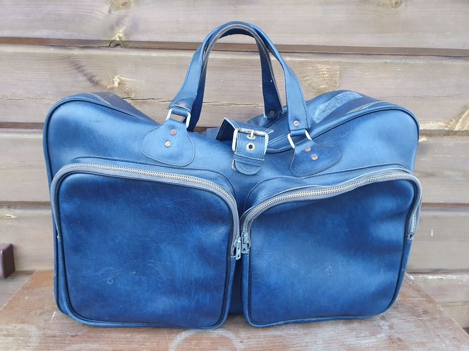 Stara,granatowa torba podróżna