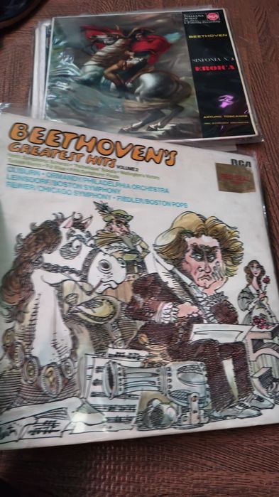 Discos de Música Clássica 
Capas e discos bom estado 
Lote negociável 
5€