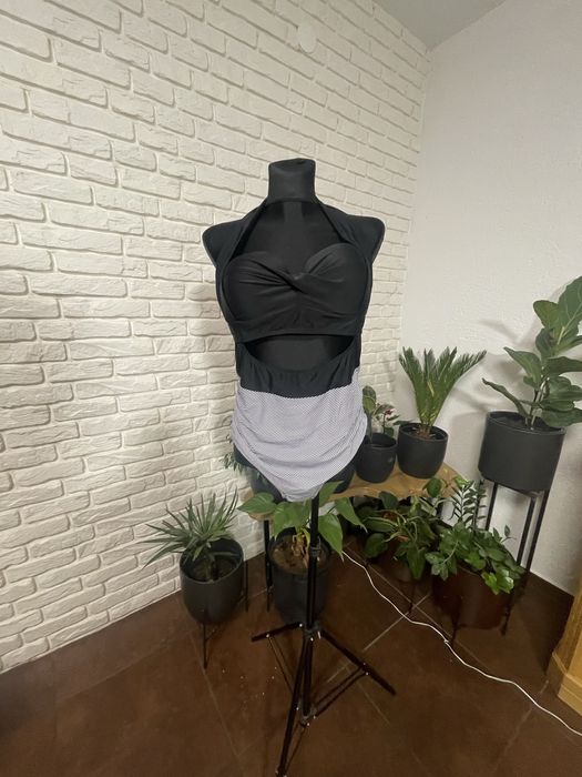 Strój kąpielowy jedno częściowy czarny w paski