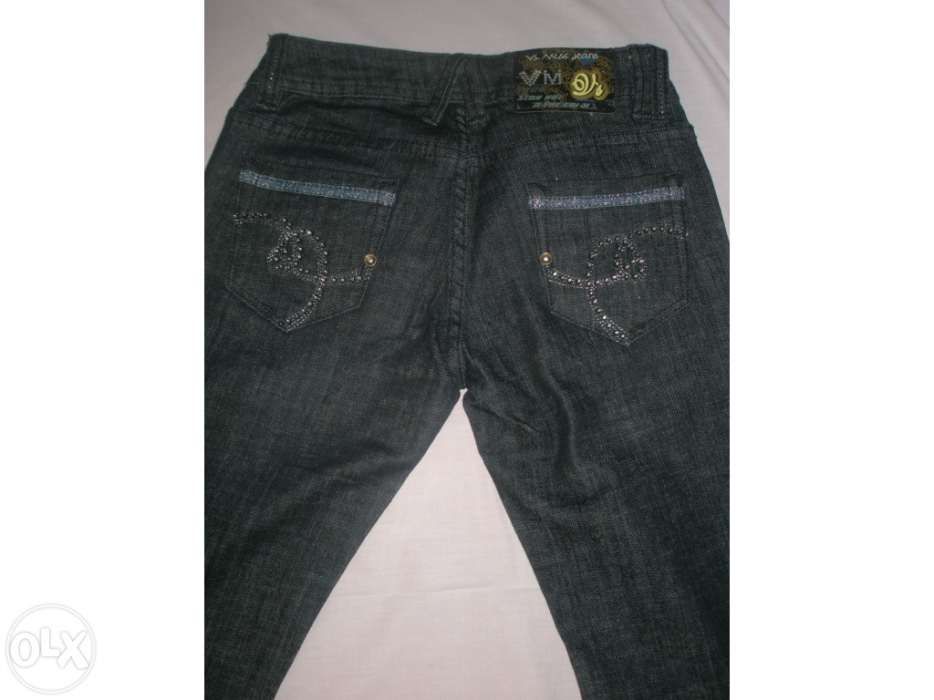 Calças de ganga novas