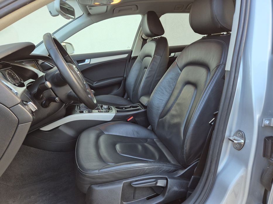 Audi A4 2.0 Tdi  Ledy Xenon Skóry Grzane Navi Parktronik Hak  2010