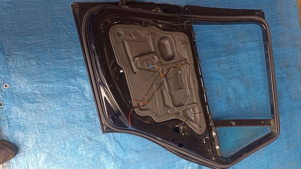 Двері задні праві BMW 3 E91 2005-2012 р.