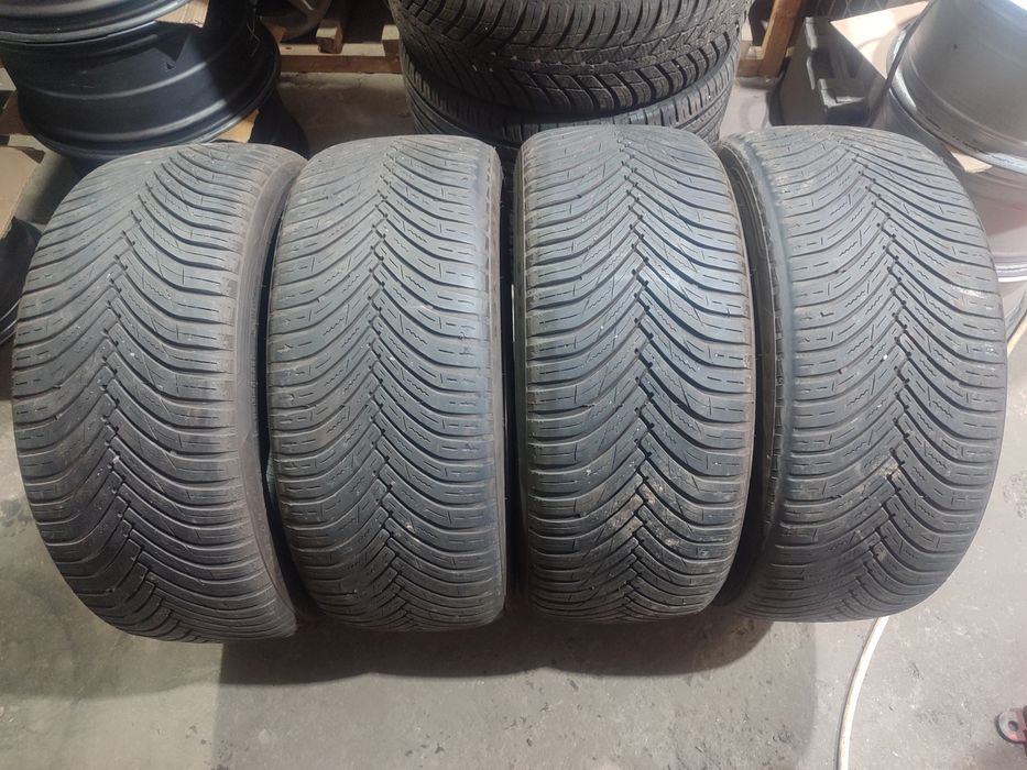 Резина всесезонна 225.40.19