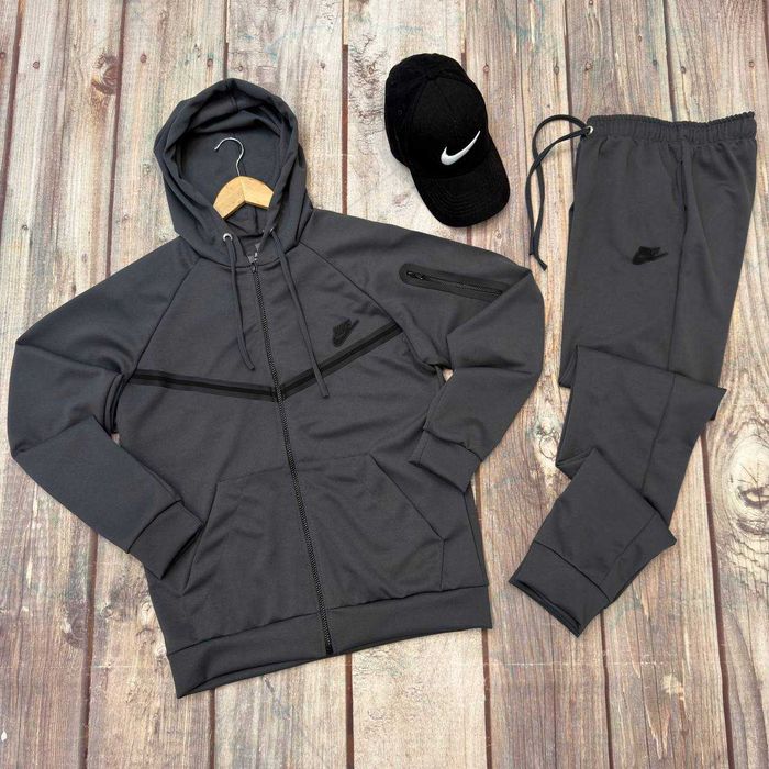Спортивный костюм Nike Tech мужской весенний осенний найк