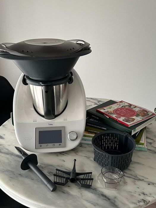 Bimby TM5 com 7 livros receitas