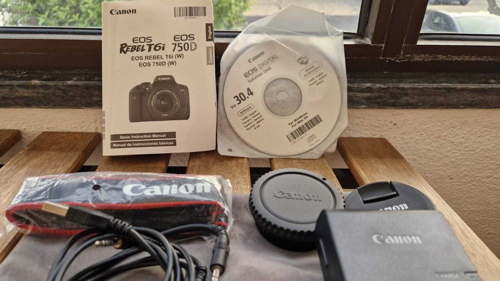 EOS Rebel T6i + 18-55mm Lens + Complete Kit – Excellent Condition!64284287539843124