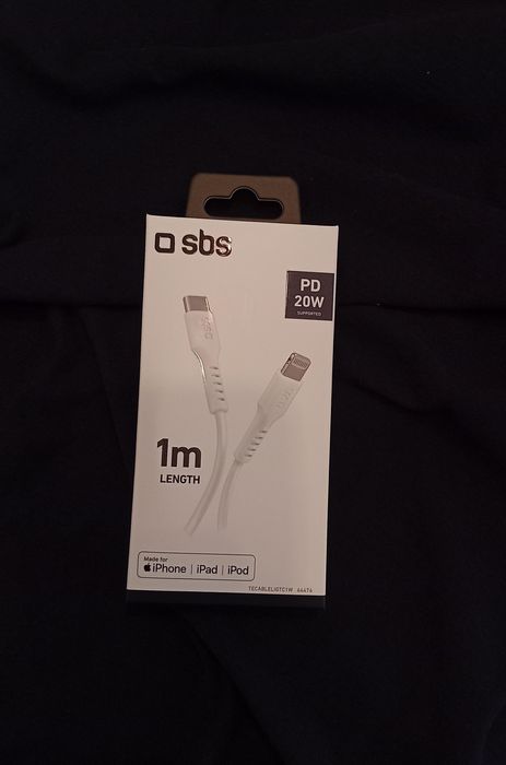 Charging Cable472927148463237120