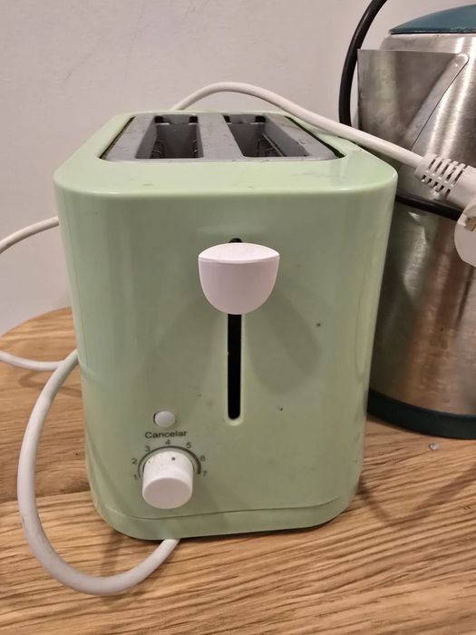 Torradeira Hoffen Verde Menta - Estilo Retro (2 Fatias)