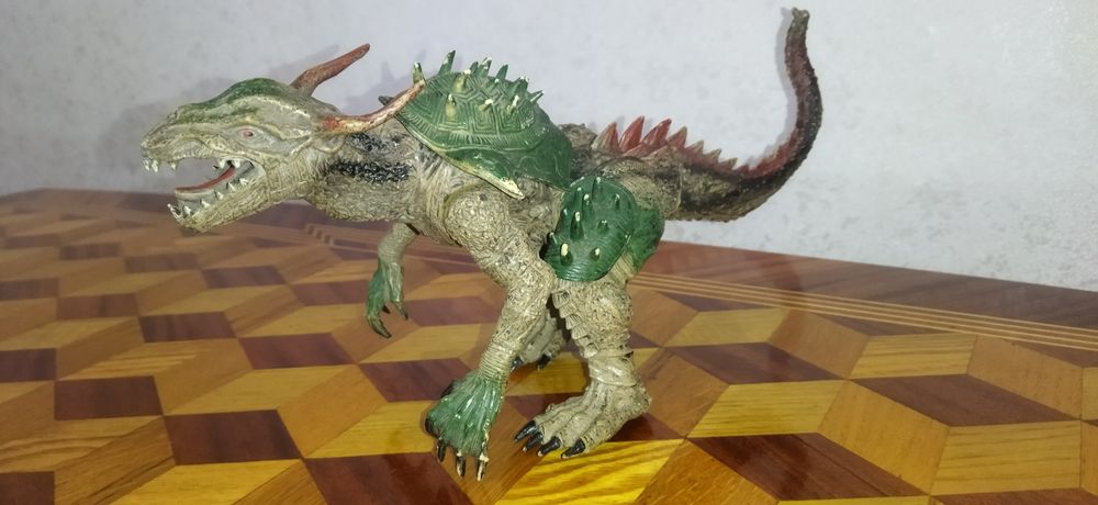 Дракони монстри ...