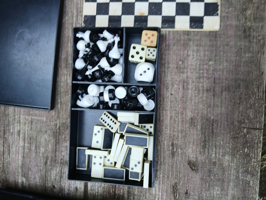 Шашки,шахматы,домино (набор)