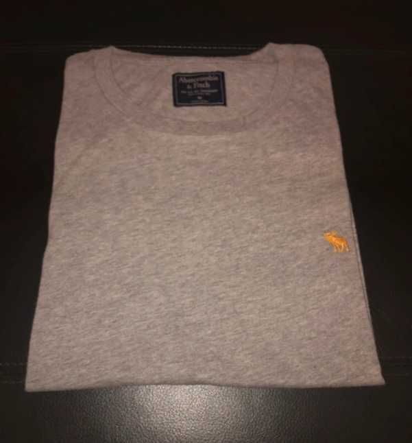 T-shirt Abercrombie & Fitch
