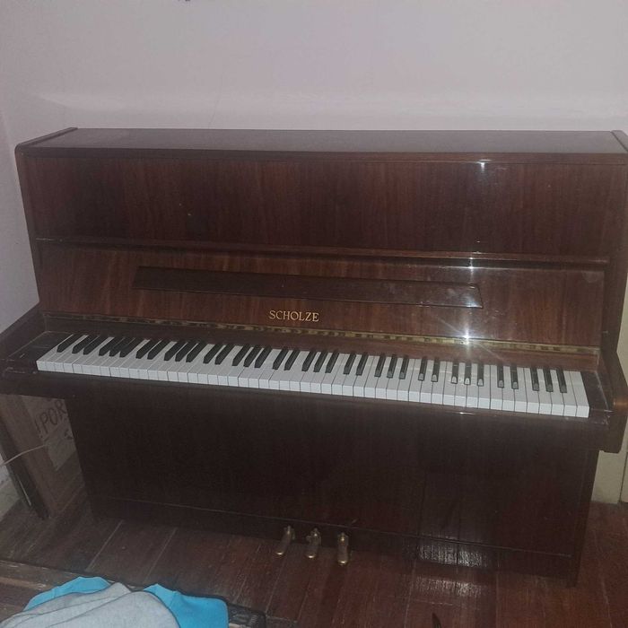Piano Vertical - pouca utilização
