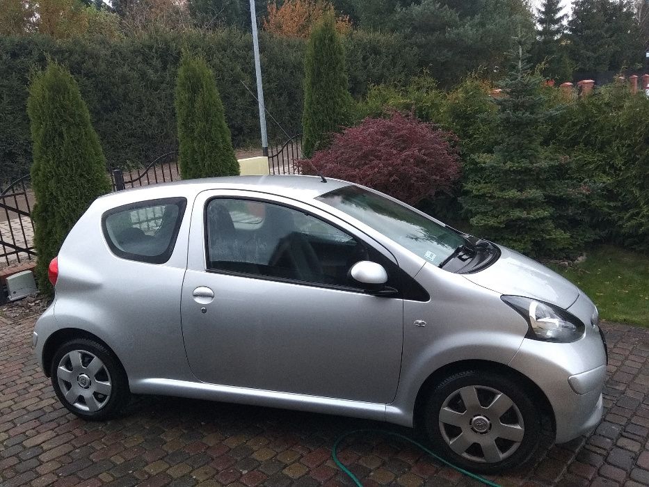 Toyota aygo samochód osobowy Koszalin • OLX.pl