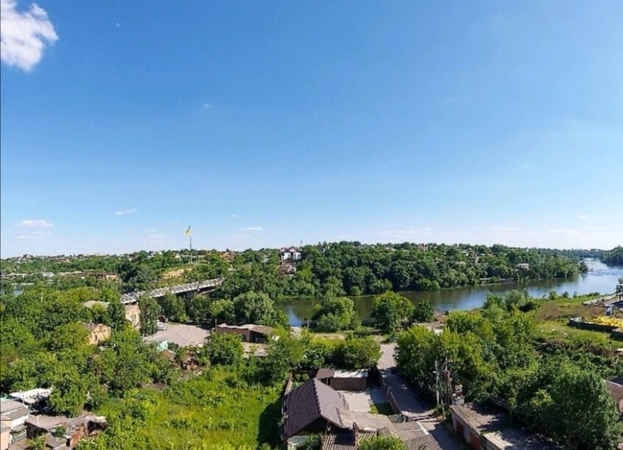 Оренда хорошої квартири в Центрі міста.