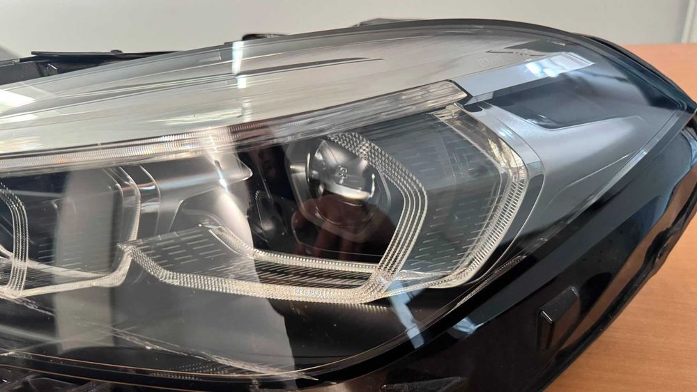 Farol BMW 2 Gran Coupé 2019-2024 Full LED Adaptativo Esquerdo